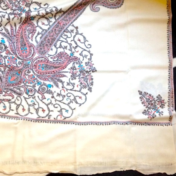 🍃🌿 Kashmiri Pashmina Shawl ... - Picture 2 of 4